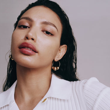 Choosing the Right Under-Eye Cream for Sensitive Skin