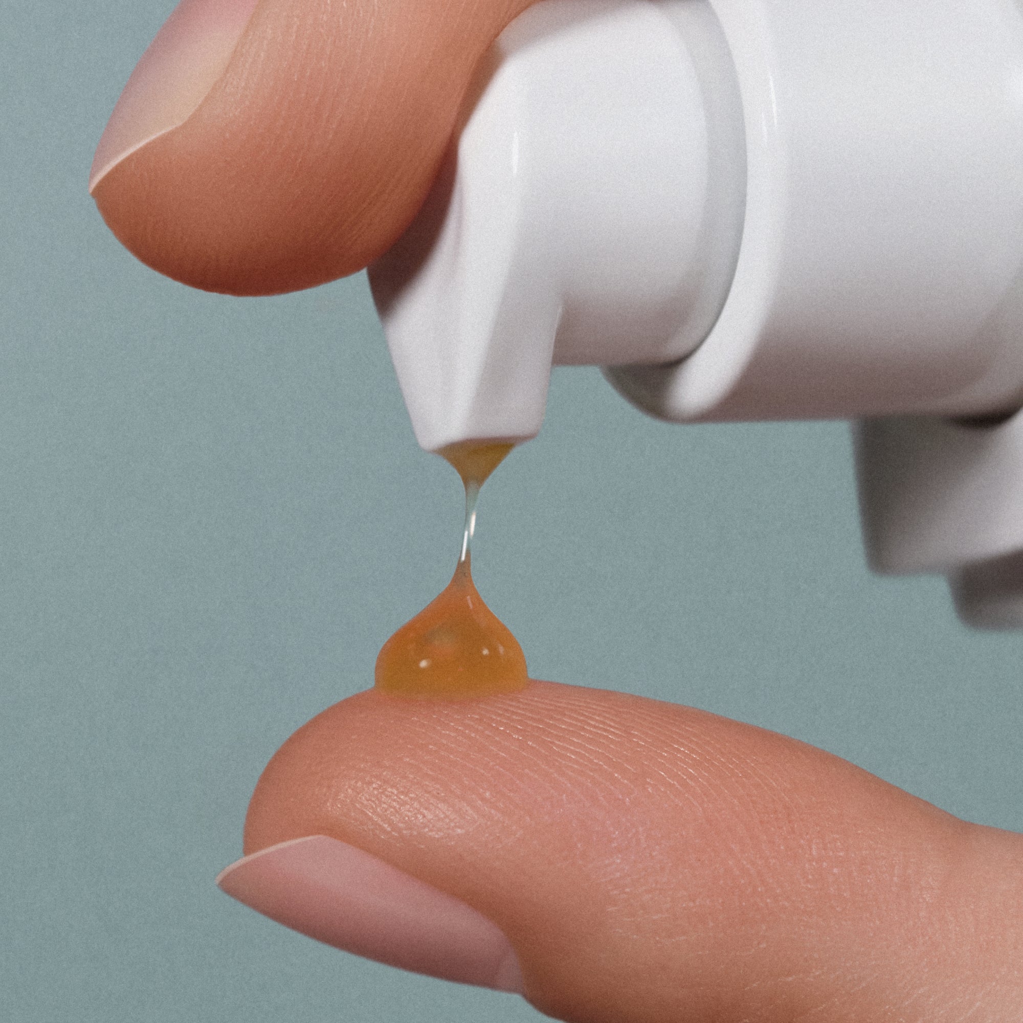 Face Oils vs. Serum: Which To Use & When