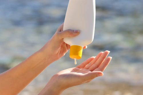 Decoding Sun Protection: Chemical vs. Mineral Sunscreens