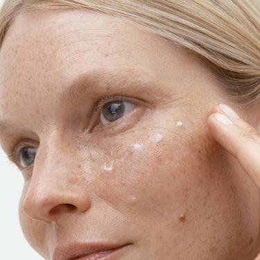 The Best Peptide Eye Creams: The Four Types and How They Differ