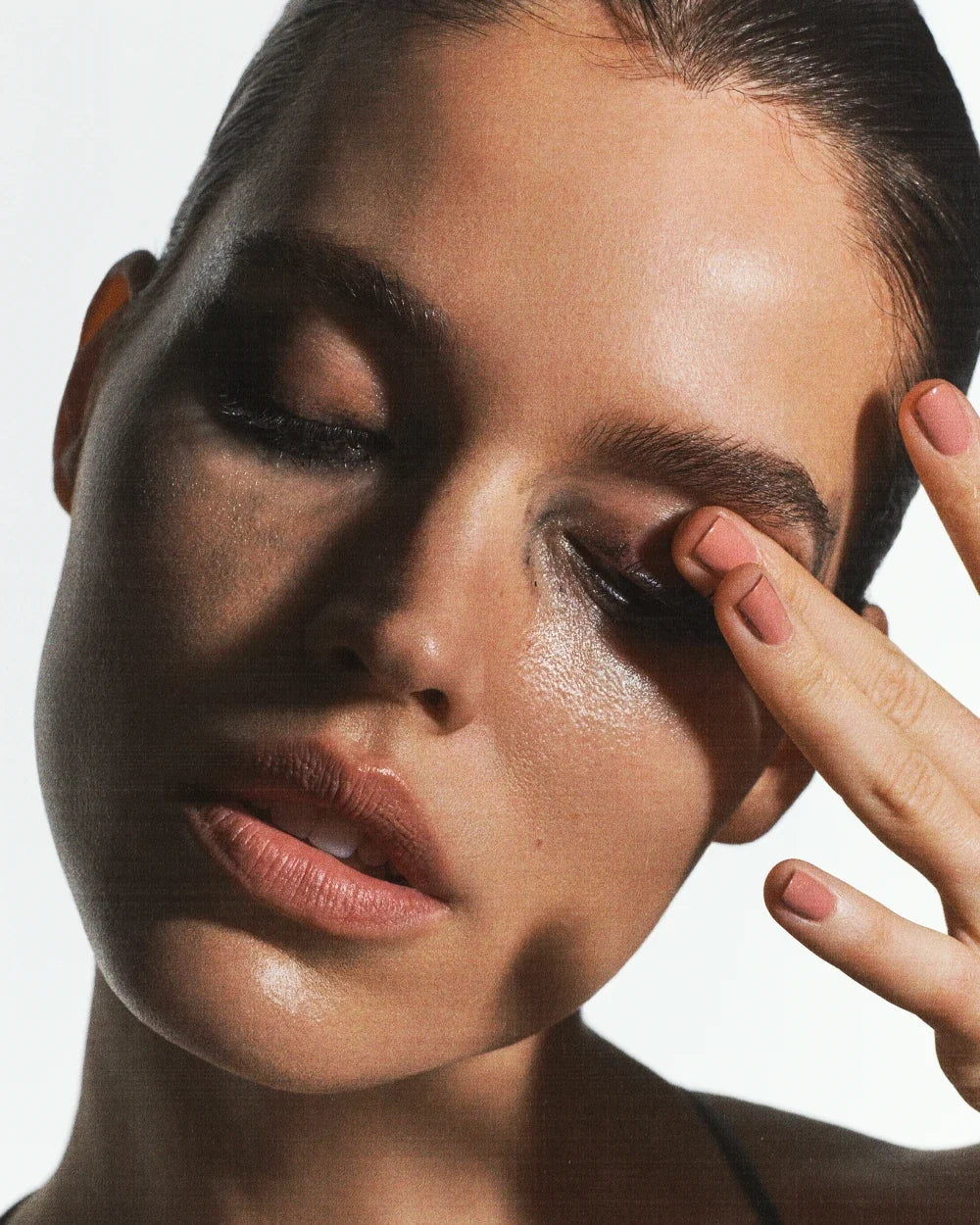 The Best Gentle Cleansers for Sensitive Skin, and What Makes One Gentle
