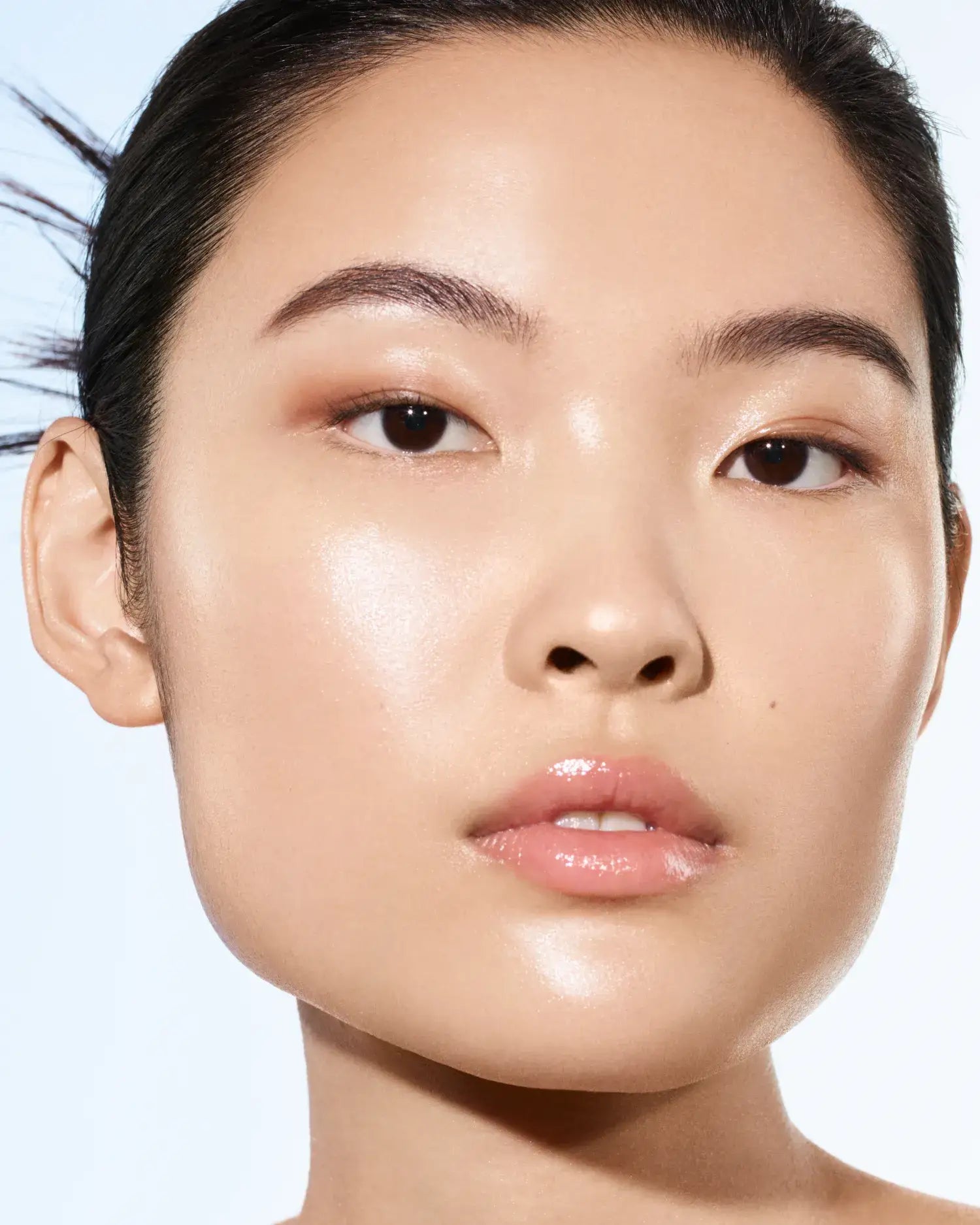 How To Create a Skincare Routine for Glass-Like Skin